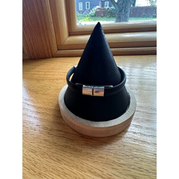 Unisex Black Leather Bracelet With Silver-Tone Clasp - Picture 3 of 3